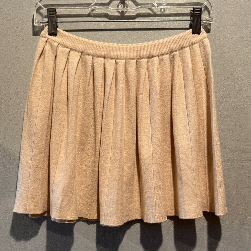 SHEIN Pleated Ribbed Cream Skater Schoolgirl Girls Mini Skirt